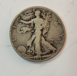 Lot #6 ~ 1935 Silver Walking Liberty Philadelphia 50-Cent Half Dollar Coin