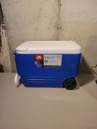 Igloo 38 Quart Wheelie Cooler. IN Terrific Condition.