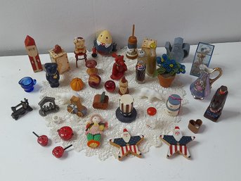 Mixed Miniatures Trinket Lot