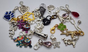 20 Handmade Zipper Pulls