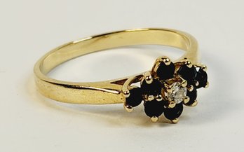 Vintage 14k Yellow Gold Blue Sapphire Stone Diamond Beautiful Ring