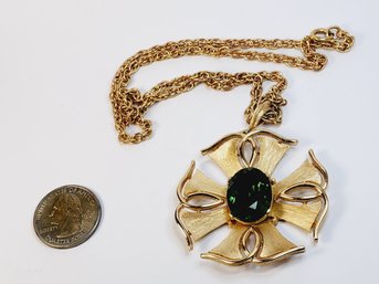 Vintage Trifari Gold Tone Large Green Stone Flower Pendant With Necklace