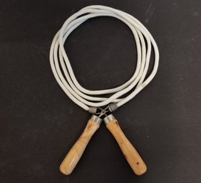 Vintage Classic Wooden Handle Nylon Jump Rope