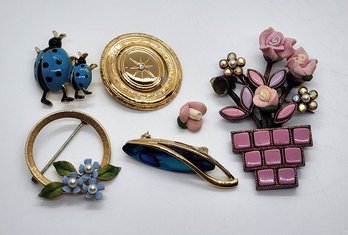 Vintage Brooch Lot