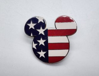 2001 Disney Mickey Mouse Pin