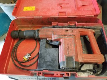 Hilti TE92 Corded Hammer Drill In Case - Working Condition