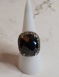 Stunning Silvertone Black And Cz Stone Fashion Cocktail RIng Size 7