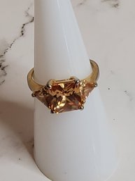 Beautiful Goldtone 3 Stone Fashion Ring Size 7