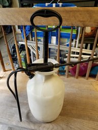 2 Gallon Sprayer