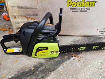 Gas Chain Saw, 14', Poulan, Like New