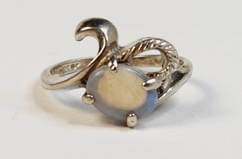 Cool Vintage Sterling Silver Blue Moon Stone Ring