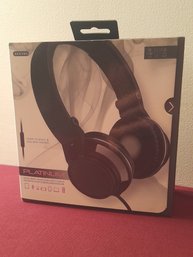 BRAND NEW Sealed Platinum Folding Stereo Headphones