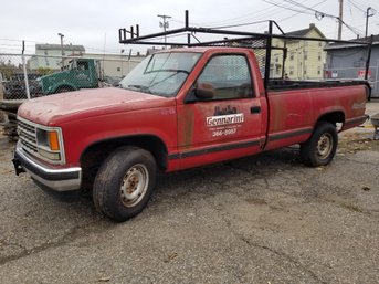 1988 4x4 Chevrolet Scottsdale Full Size Truck 2GCFK24K0J1114078