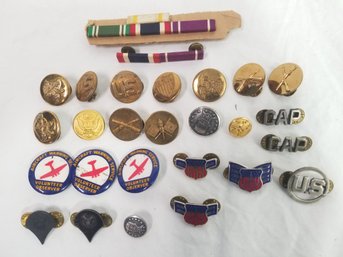 Vintage U.S. Military Pins