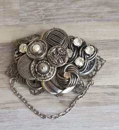Unique Vintage Steampunk / Button Fashion Brooch
