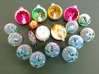 Beautiful Assortment Of 18 Vintage Mercury Glass Christmas Tree Ornaments
