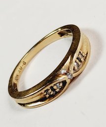 10k Yellow Gold Vintage Diamond Stud Ring