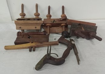 Lot Of Vintage Specialty Woodworkers Molding Planes, Etc