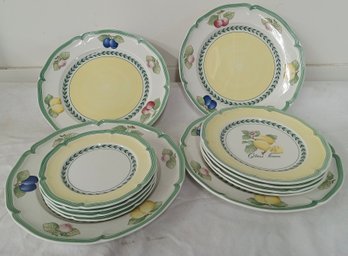 Twelve Pieces Of Villeroy & Boch Porcelain Dinnerware