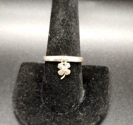 Vintage Sterling Silver Flower Charm Ring