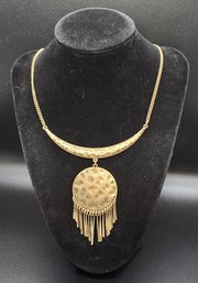 Beautiful Vintage Pendant Necklace