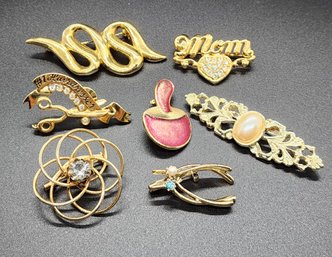 Lot Of 7 Vintage Gold Tone Brooches