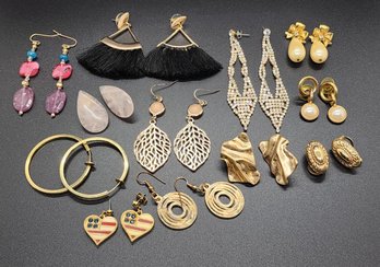 Vintage Lot Of Earrings