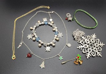 Vintage Christmas Jewelry Lot