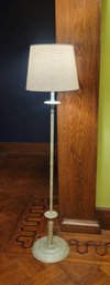 Floor Lamp.  All Metal Construction.  Tested And Working.   - - - - - -- - - -- - - - - - -- - - - Loc LR