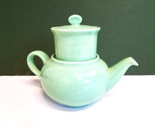 Antique Pastel Green Ceramic Regout Koffiepot Model Riga