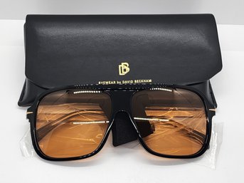 David Beckham Black/Brown Sunglasses In Branded Magnetic Leather Case