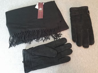 V. Fraas Long And Skinny Scarf And Gloves Set