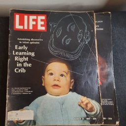Lot 1 Of Vintage 1967 And 1968 Life Magazines (2)