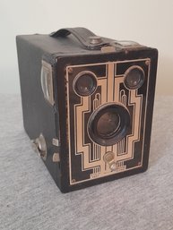 Antique Kodak Six-20 Brownie Junior Box Camera