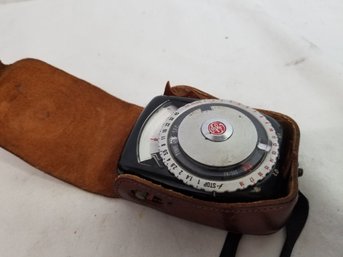 Vintage 1960's Era GE Light Exposure Meter, GE Light Meter Camera