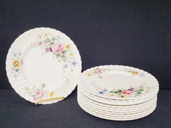 Twelve Vintage Royal Doulton Fine Bone China  Arcadia 10.75' Dinner Plate HN4802