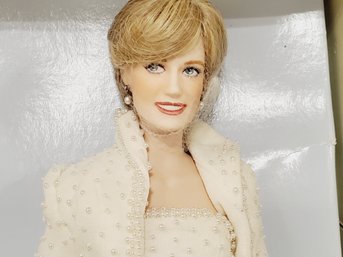 Never Used The Franklin Mint Diana Princess Of Wales Collectible Doll