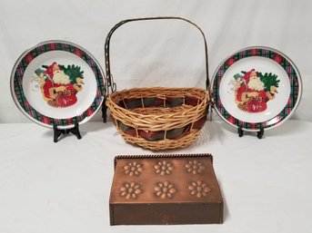 Christmas Holiday Basket, Enamel Tin Plates Wall Mounted Letter Holder