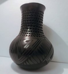 Gorgeous Black Pottery By Famed Artist Tavo Silveira - Ortiz Matta