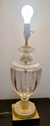 Beautiful Vintage Crystal And Solid Brass Lamp ( Heavy)