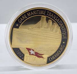 Stunning Titanic Collectors Coin In Case