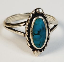 Vintage Sterling Silver Turquois Stone Ring