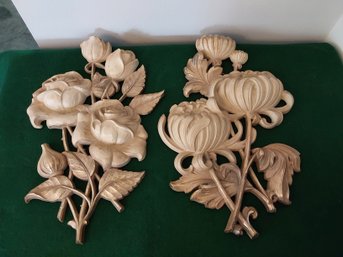 PAIR OF VINTAGE FLORAL SYROCO WALL PLAQUES