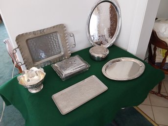 NICE LOT OF MISC. METAL WARE AND SERVING PIECES