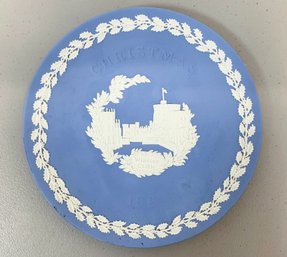 A Vintage Christmas 1969 Plate, Wedgwood Jasperware