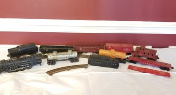 Vintage Lionel Trains Engine And Cars
