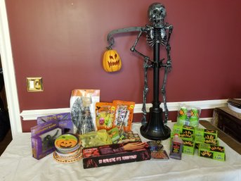 Large Lot Of Halloween Items