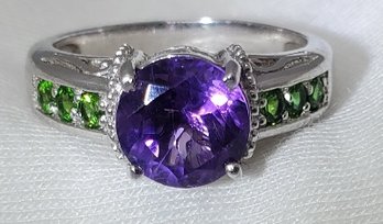 Stunning Sterling Silver Size 7 Amethyst Ring With 6 Emeralds