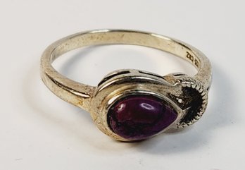 Vintage Sterling Silver Purple Stone  Ring