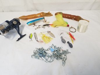 Fishing Tackle With Fishing Reel